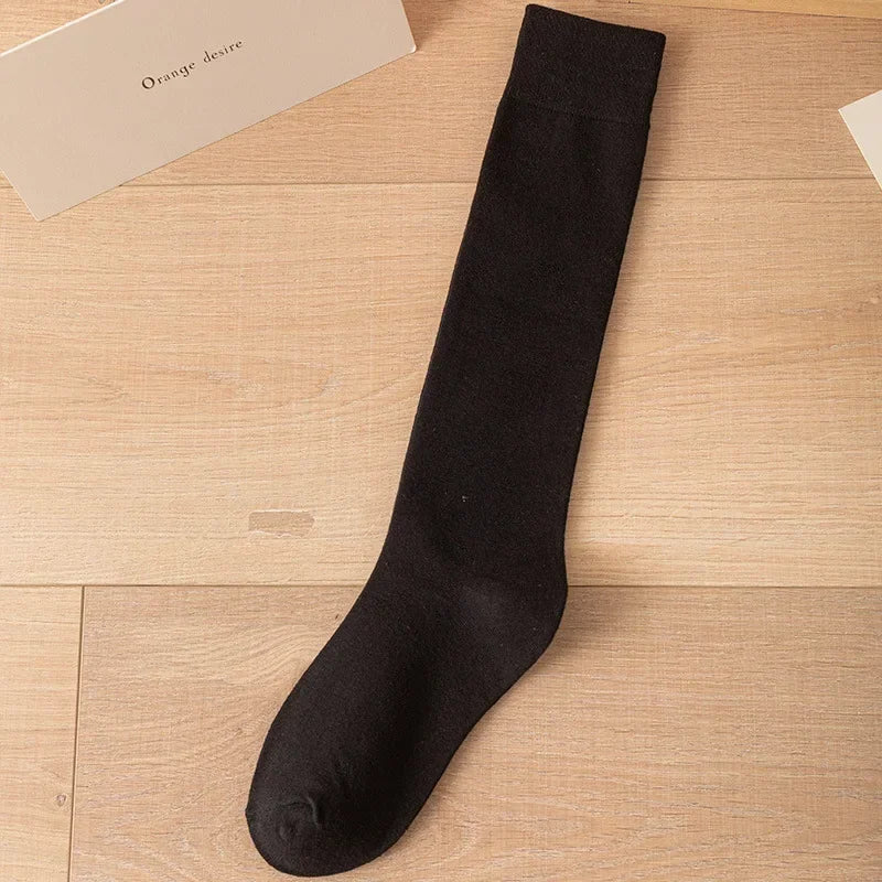 Calcetines hasta la rodilla de algodón para mujer, calcetines largos sexis Jk, calcetines hasta la pantorrilla sólidos en blanco y negro, moda japonesa coreana, cálidos y suaves para invierno AANHORA-SHOPPING