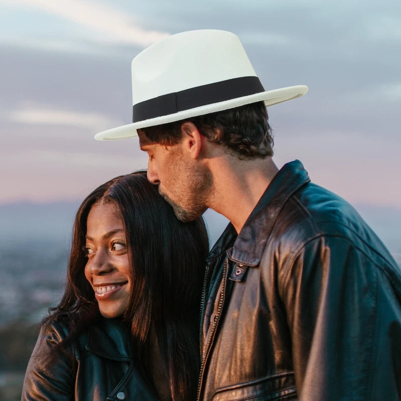 Sombrero Fedora Unisex de Ala Ancha de Fieltro con Banda Negra, Sombreros Panamá de Color Sólido para Mujeres y Hombres AANHORA-SHOPPING
